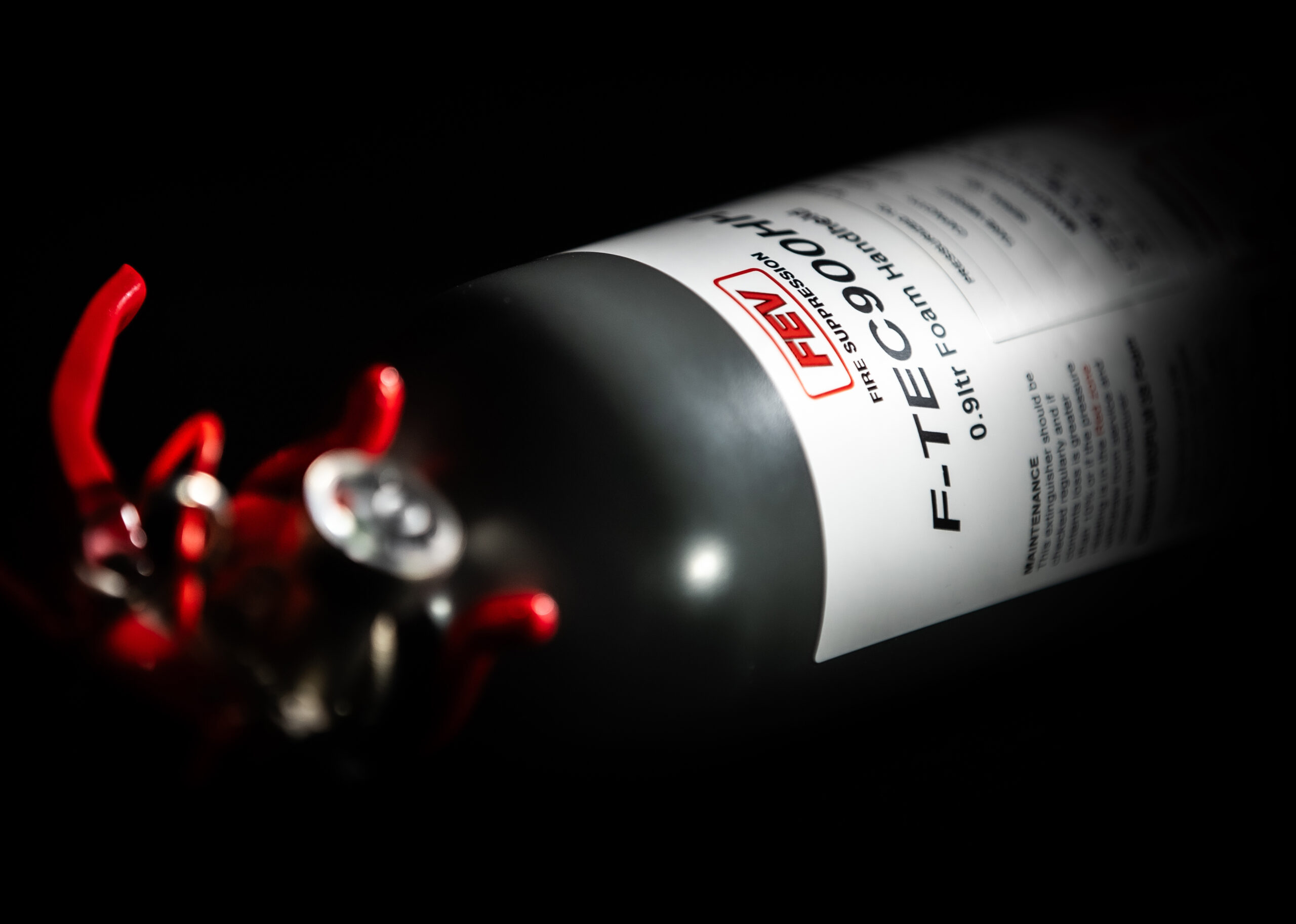 Automotive fire extinguisher